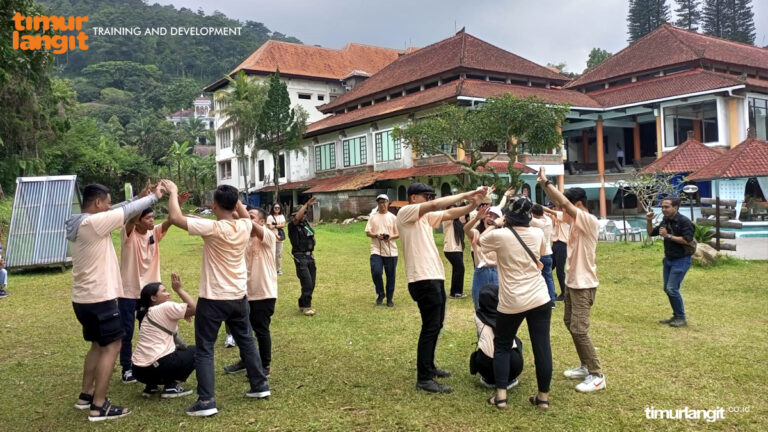 outbound royal trawas
