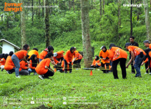 outbound royal trawas Royal Camp Grand Whiz Puncak Ayanna Wisata penginapan