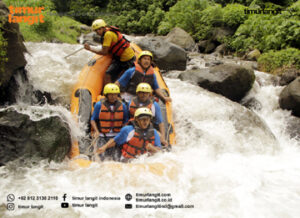 arung jeram mojokerto