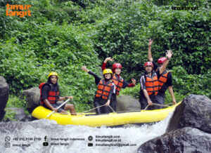 arung jeram trawas