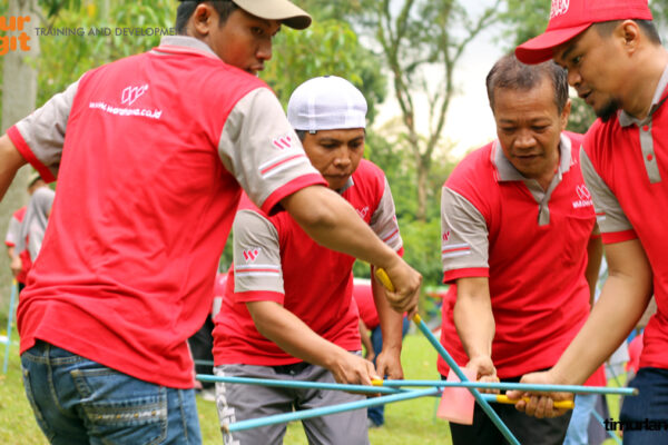 Istana Mandala Kerti: Lokasi Outbound Unik di Pacet Jawa Timur