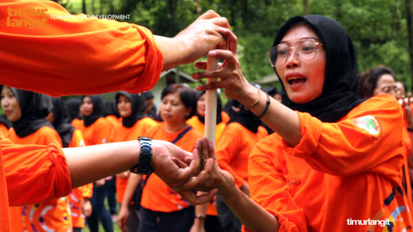 Outbound UTC Trawas : Konsep Baru Pembelajaran Luar Ruang