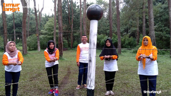 Wisata Outbound Trawas: Pengalaman Seru di Alam Terbuka