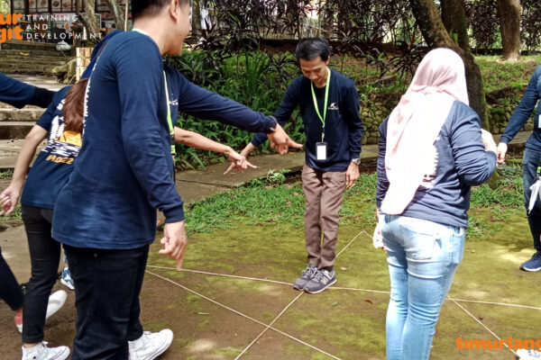 Outbound Grand Whiz Trawas