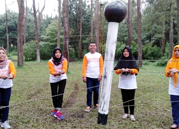 paket outbound team building gathering murah malang batu trawas pacet sidoarjo surabaya