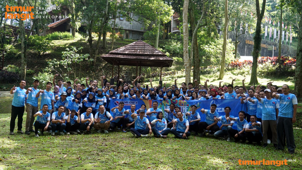 team building, paket outbound, tempat gathering, EO gathering, harga outbound, trawas, pacet, surabaya, malang, batu, bromo, sidoarjo, jawa timur, outbound, gathering